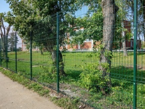 3D заборы для школы 90 метров фото в Малино
